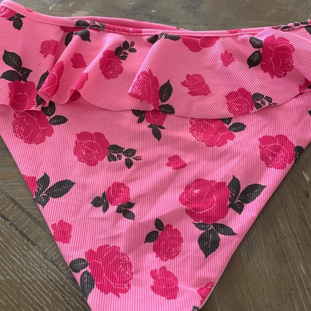 - Beach Riot Rosie Paige Rib Ruffle Bikini Set New Without tags XL_16